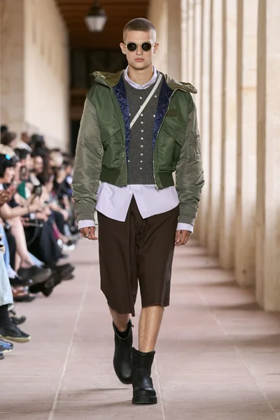 Look 20